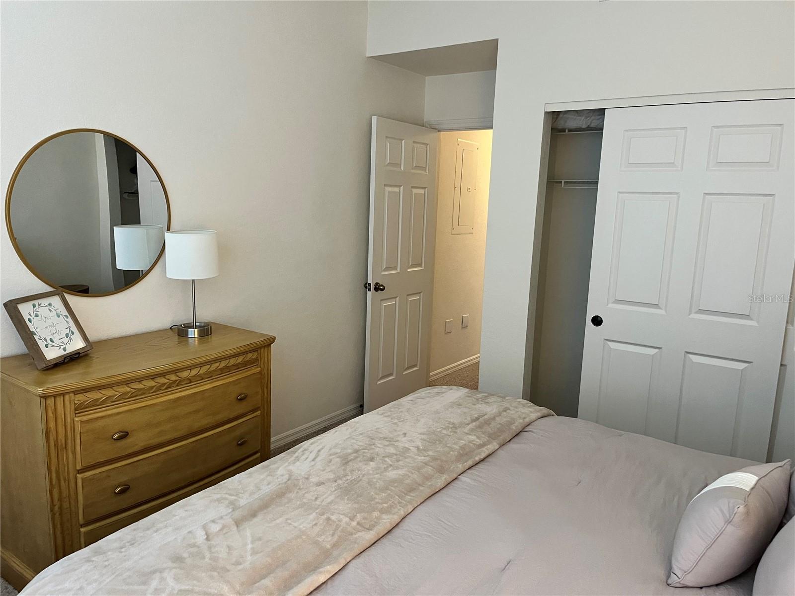 PINESTONE AT PALMER RANCH - Residential Lease