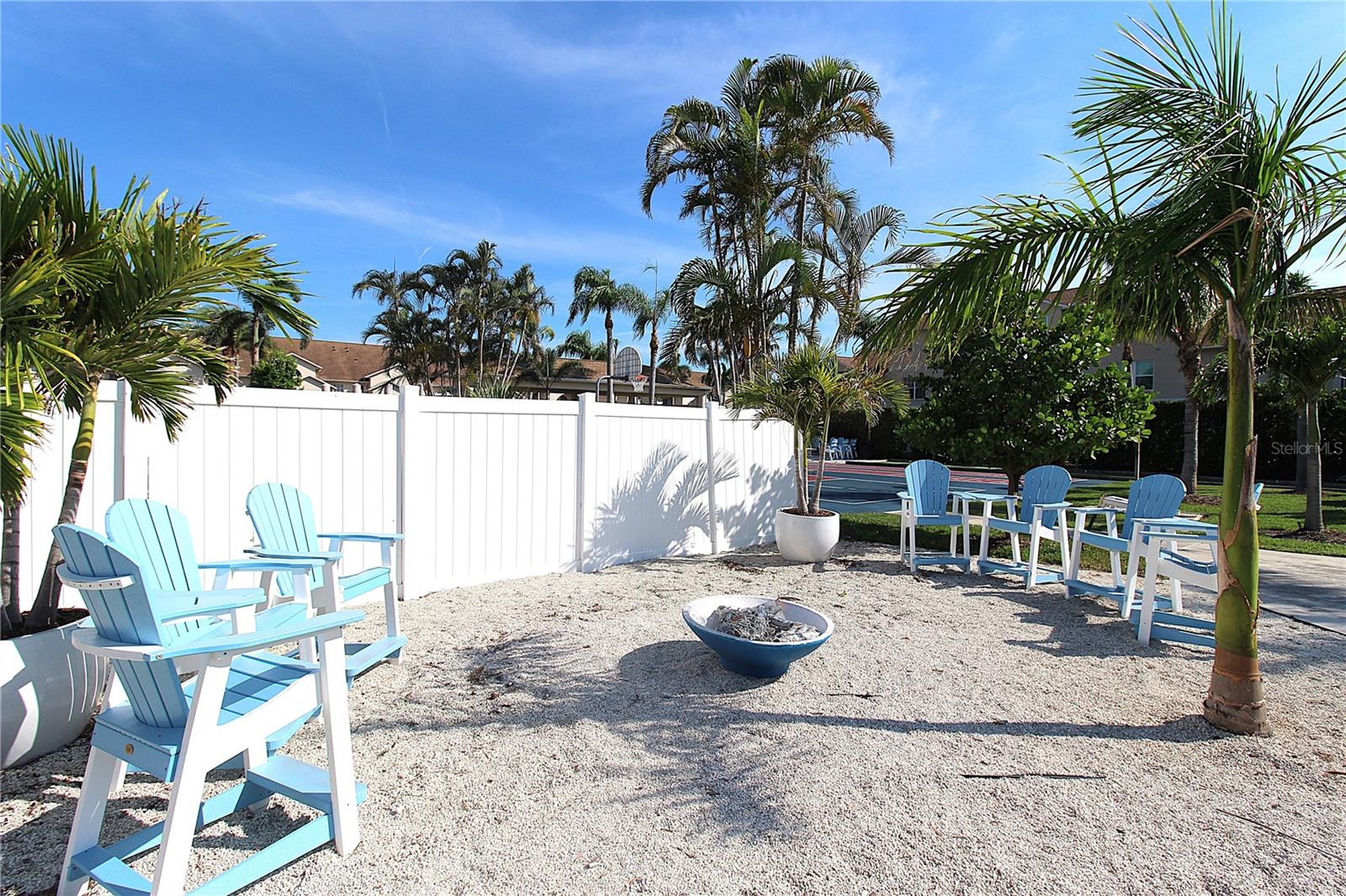 PINESTONE AT PALMER RANCH - Residential Lease