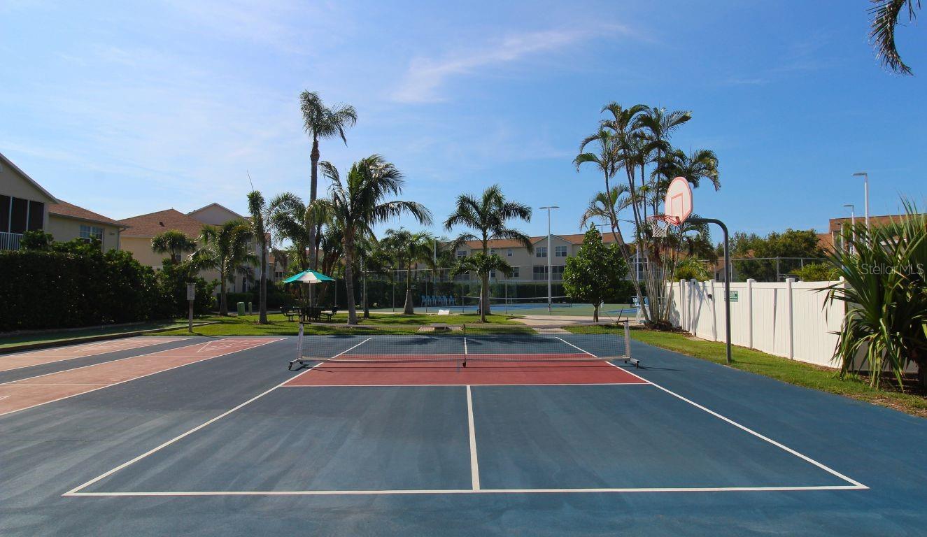PINESTONE AT PALMER RANCH - Residential Lease