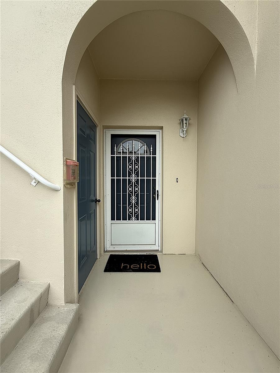 PINESTONE AT PALMER RANCH - Residential Lease
