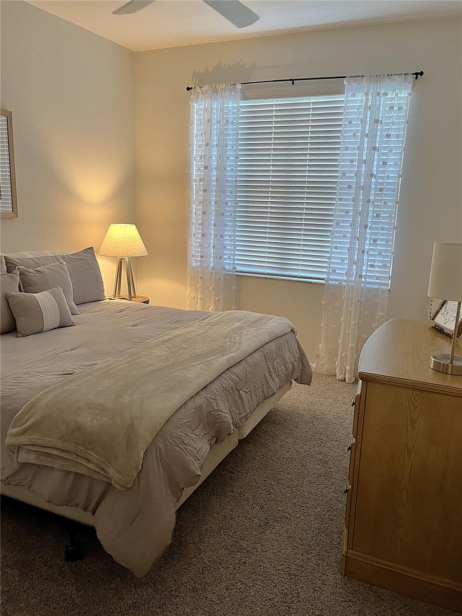 PINESTONE AT PALMER RANCH - Residential Lease