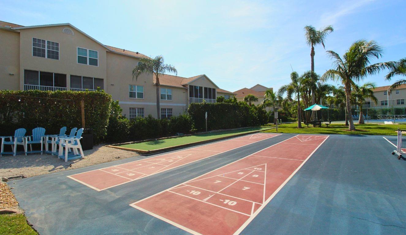 PINESTONE AT PALMER RANCH - Residential Lease