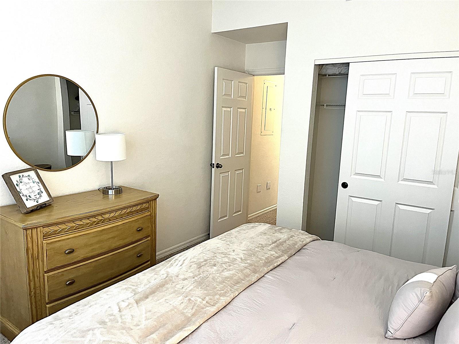 PINESTONE AT PALMER RANCH - Residential Lease