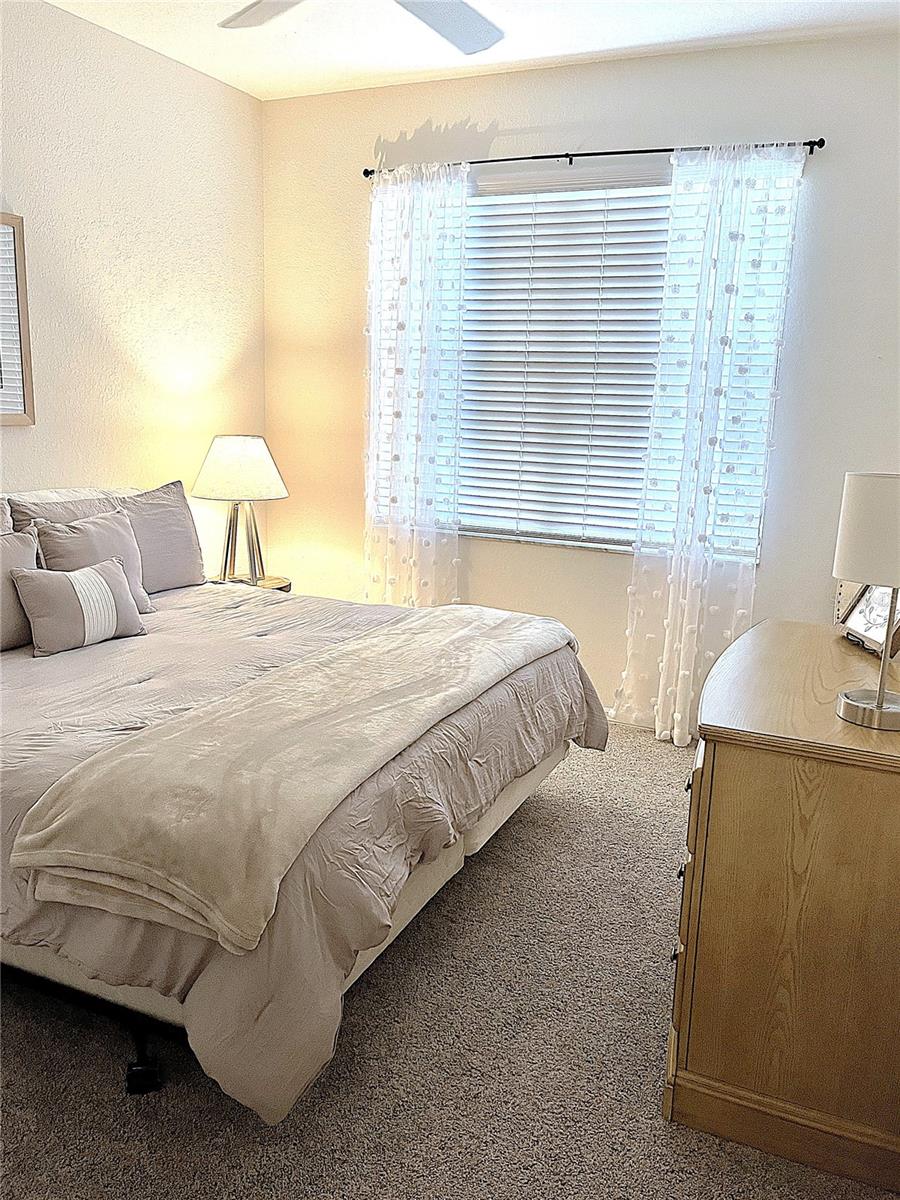 PINESTONE AT PALMER RANCH - Residential Lease