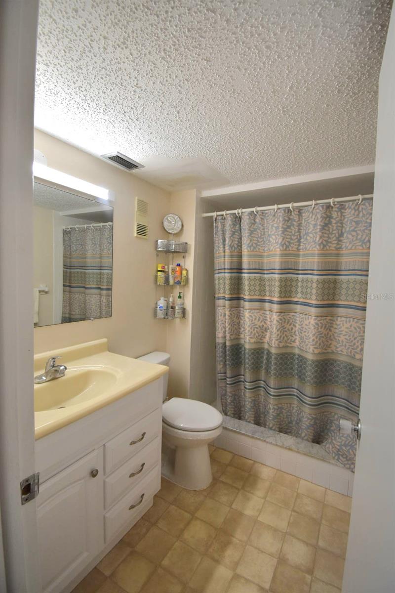 HEATHER LAKE APTS CONDO - Residential