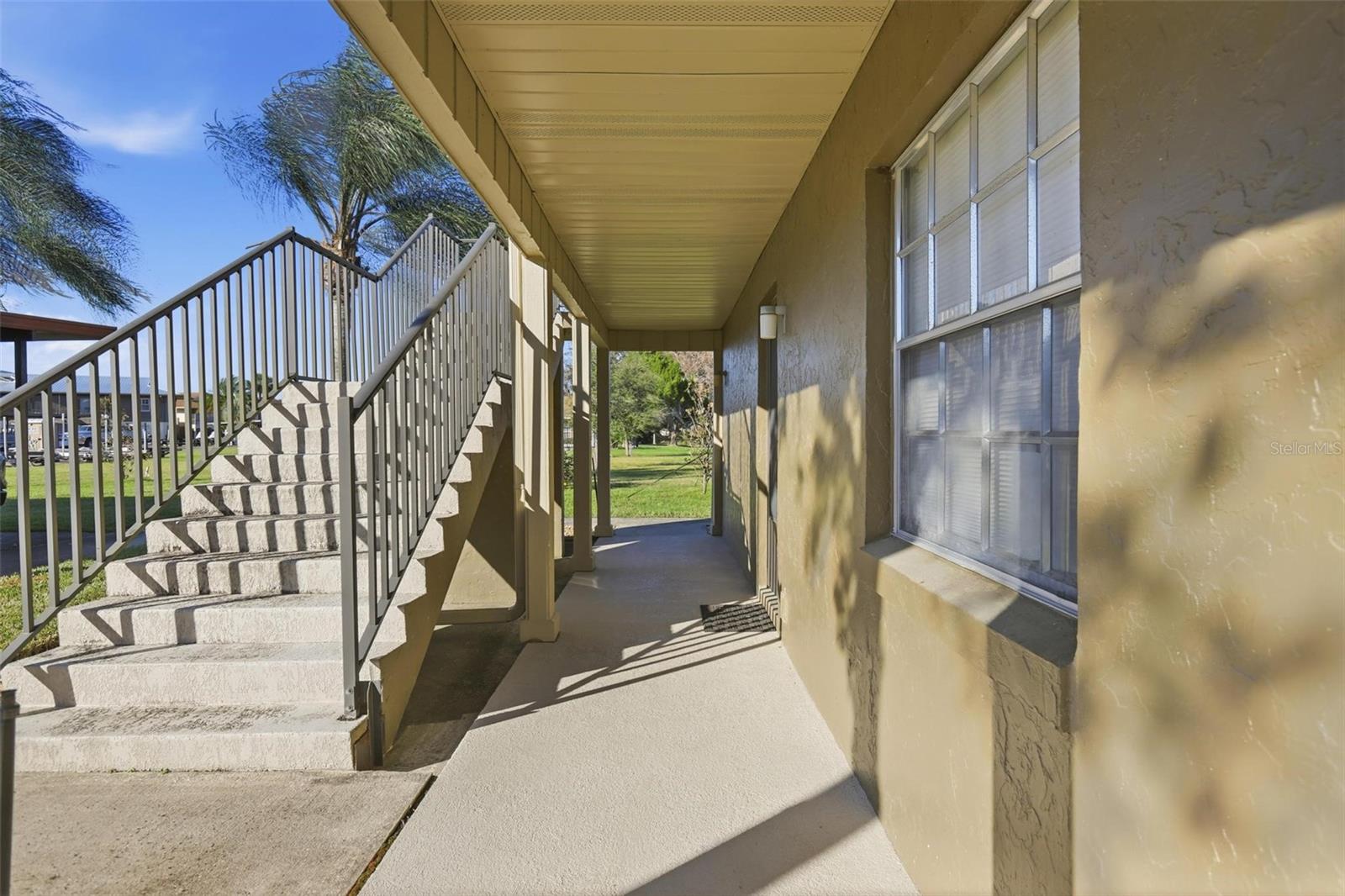 JUNGLE DEN VILLAS PH 07 CONDO - Residential