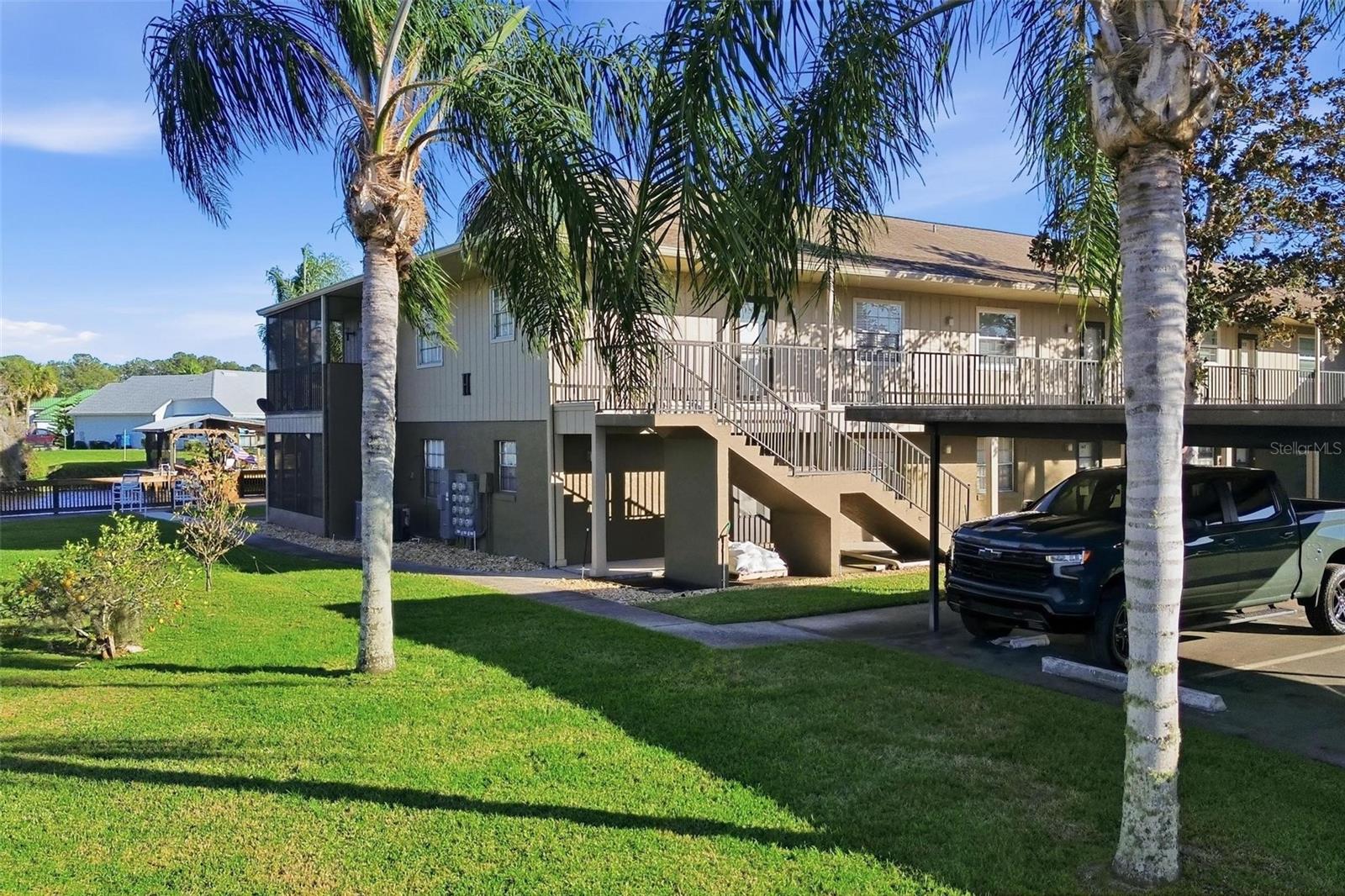 JUNGLE DEN VILLAS PH 07 CONDO - Residential