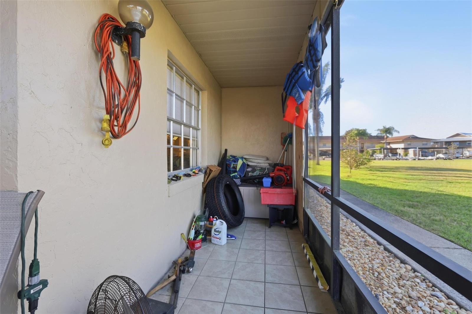 JUNGLE DEN VILLAS PH 07 CONDO - Residential