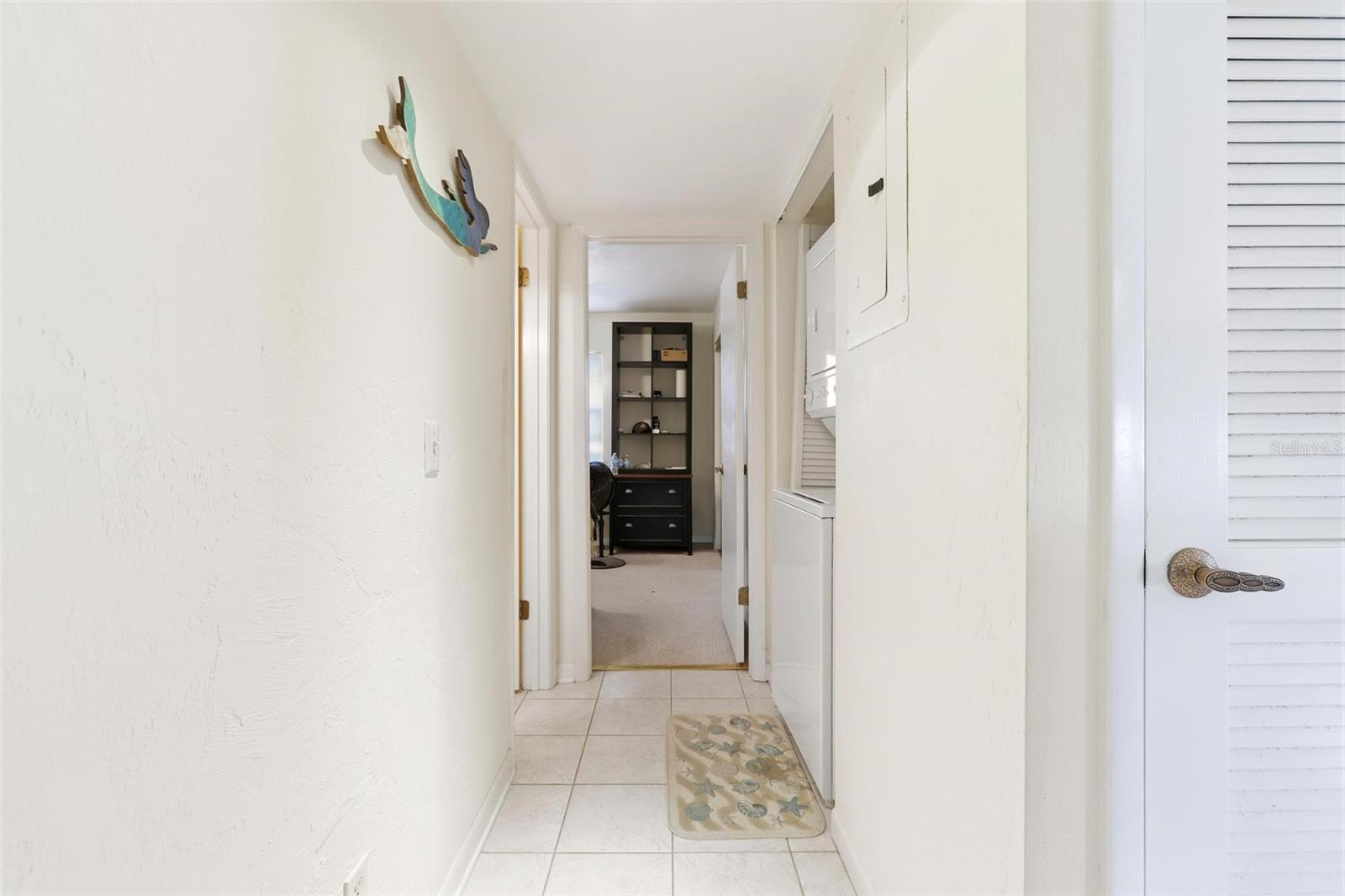 JUNGLE DEN VILLAS PH 07 CONDO - Residential