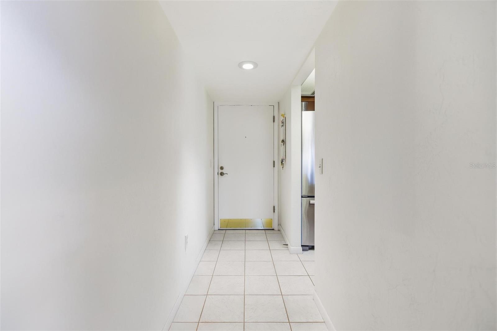 JUNGLE DEN VILLAS PH 07 CONDO - Residential