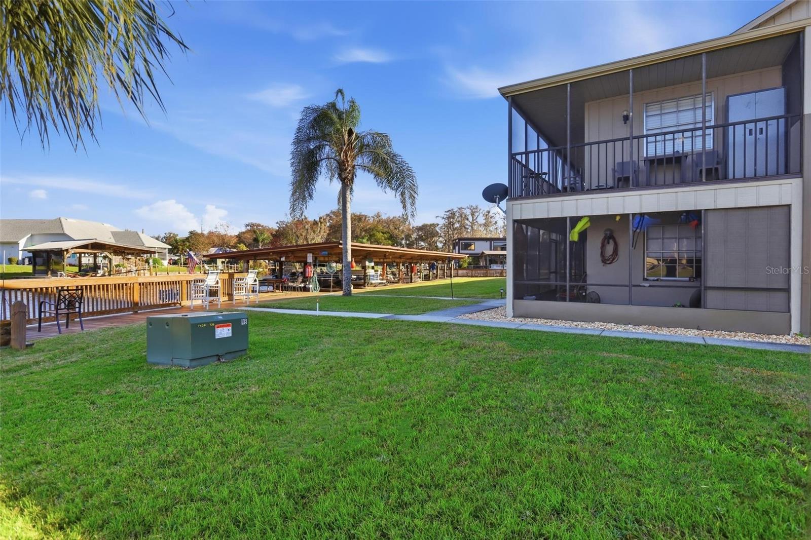 JUNGLE DEN VILLAS PH 07 CONDO - Residential