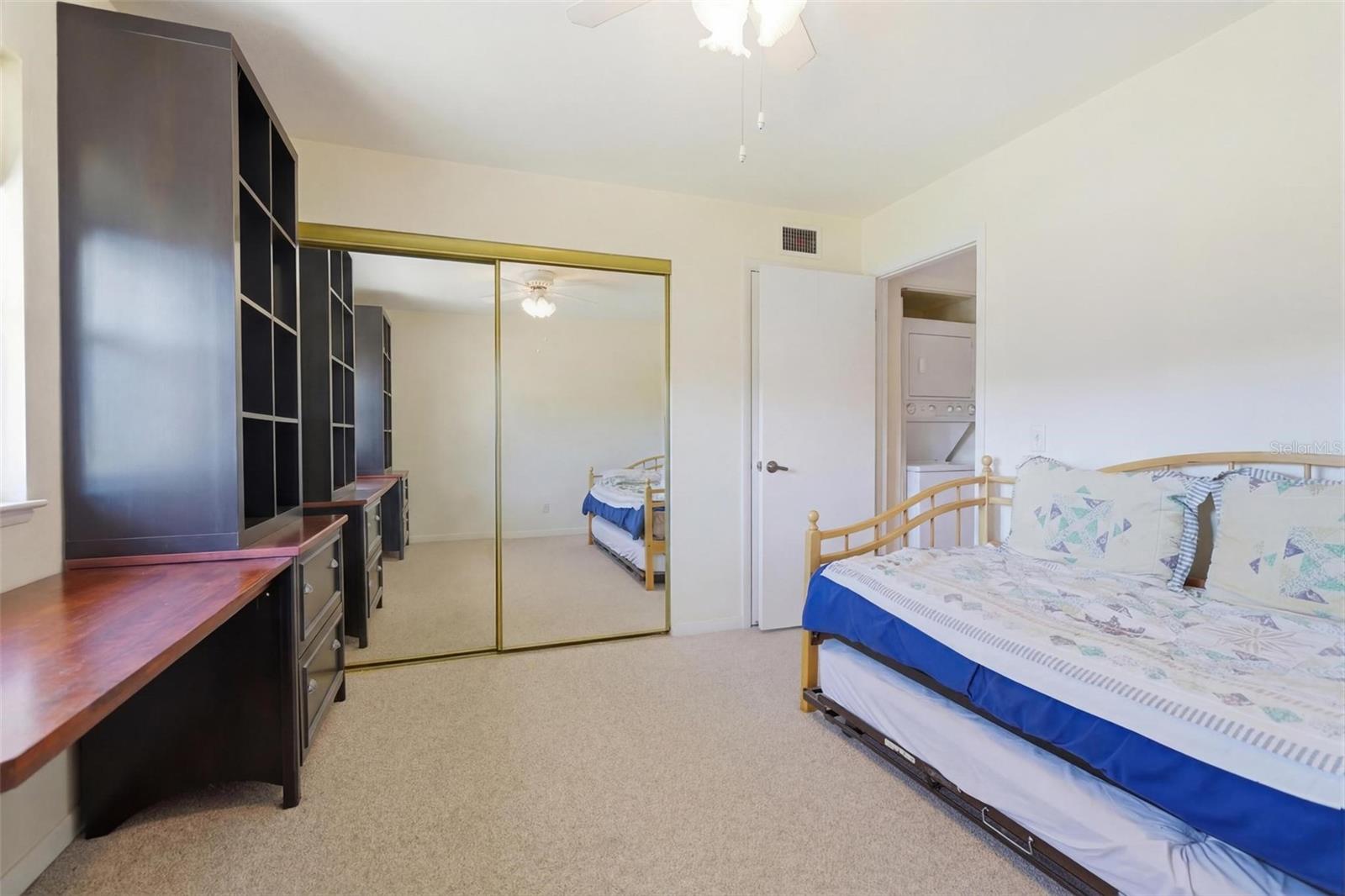 JUNGLE DEN VILLAS PH 07 CONDO - Residential