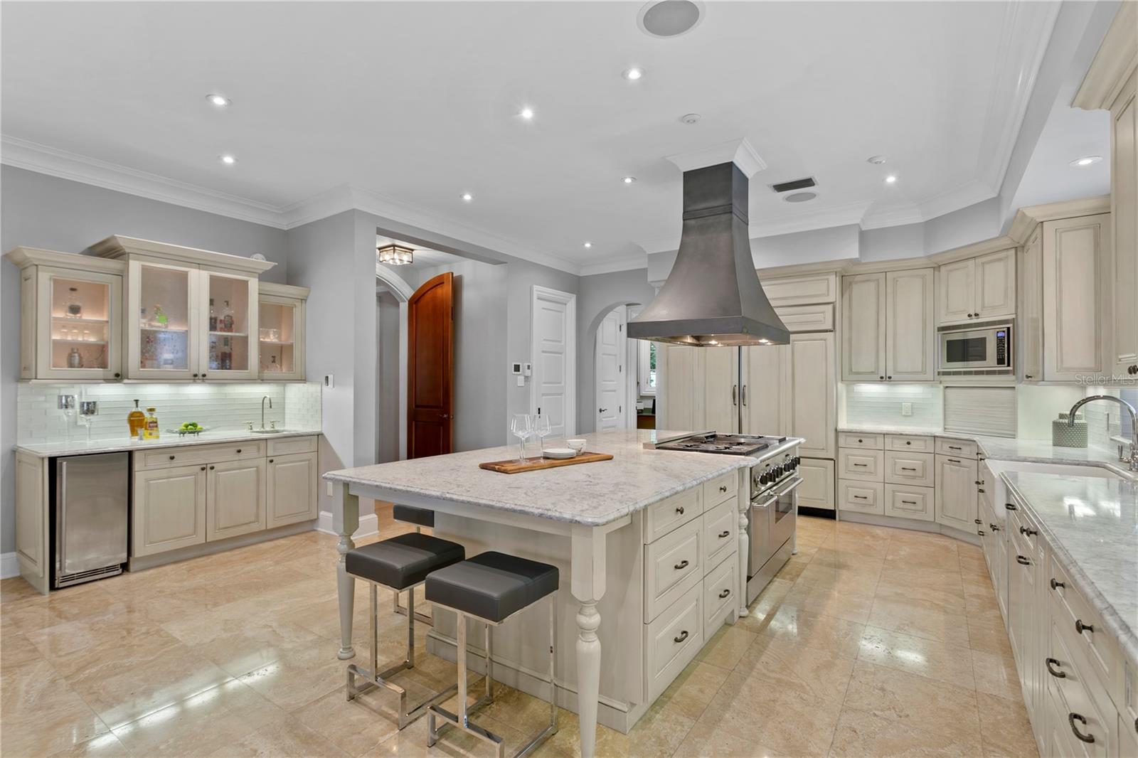 PRETTY LAKE ESTATES - Residential