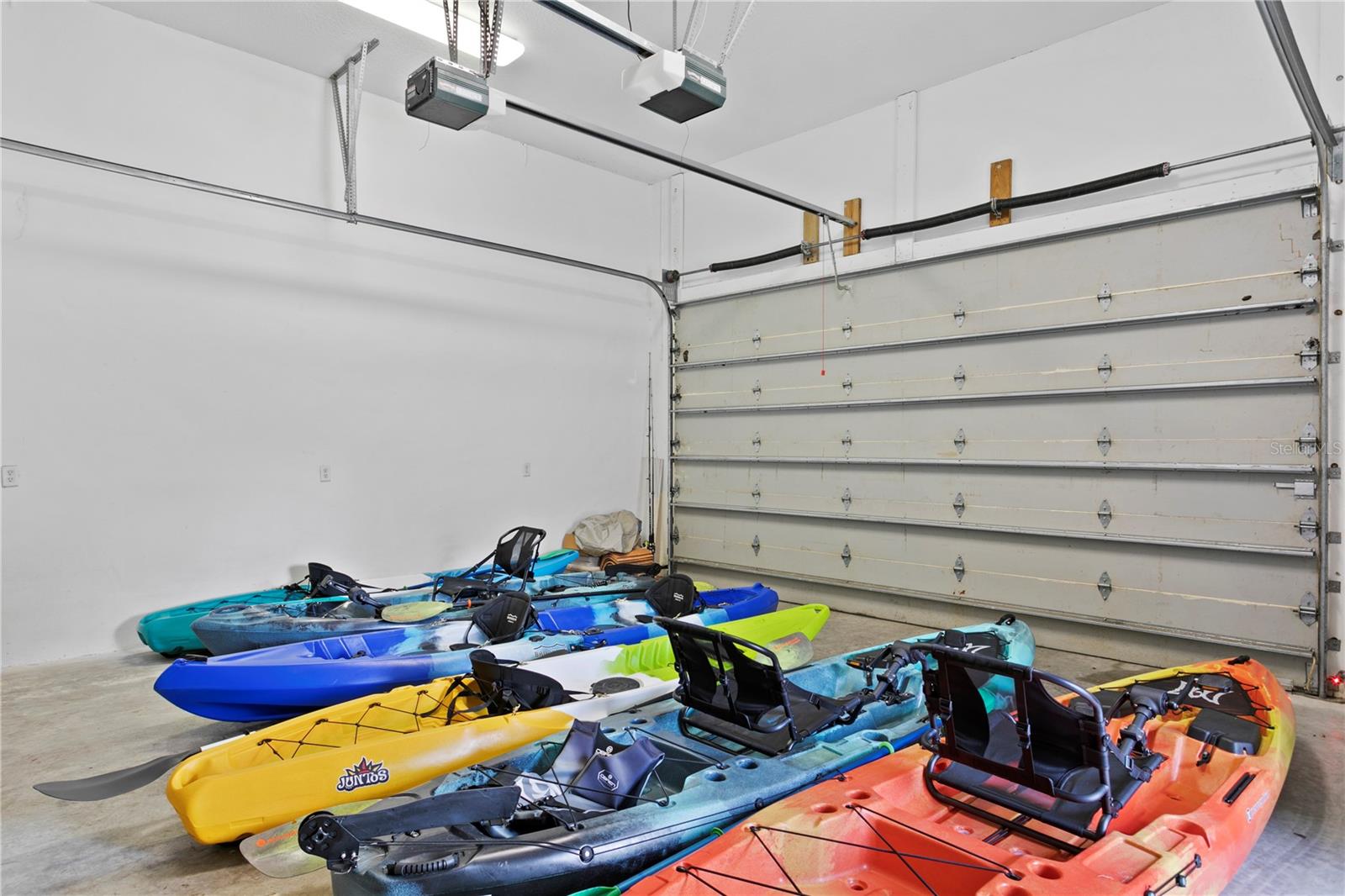 PRETTY LAKE ESTATES - Residential