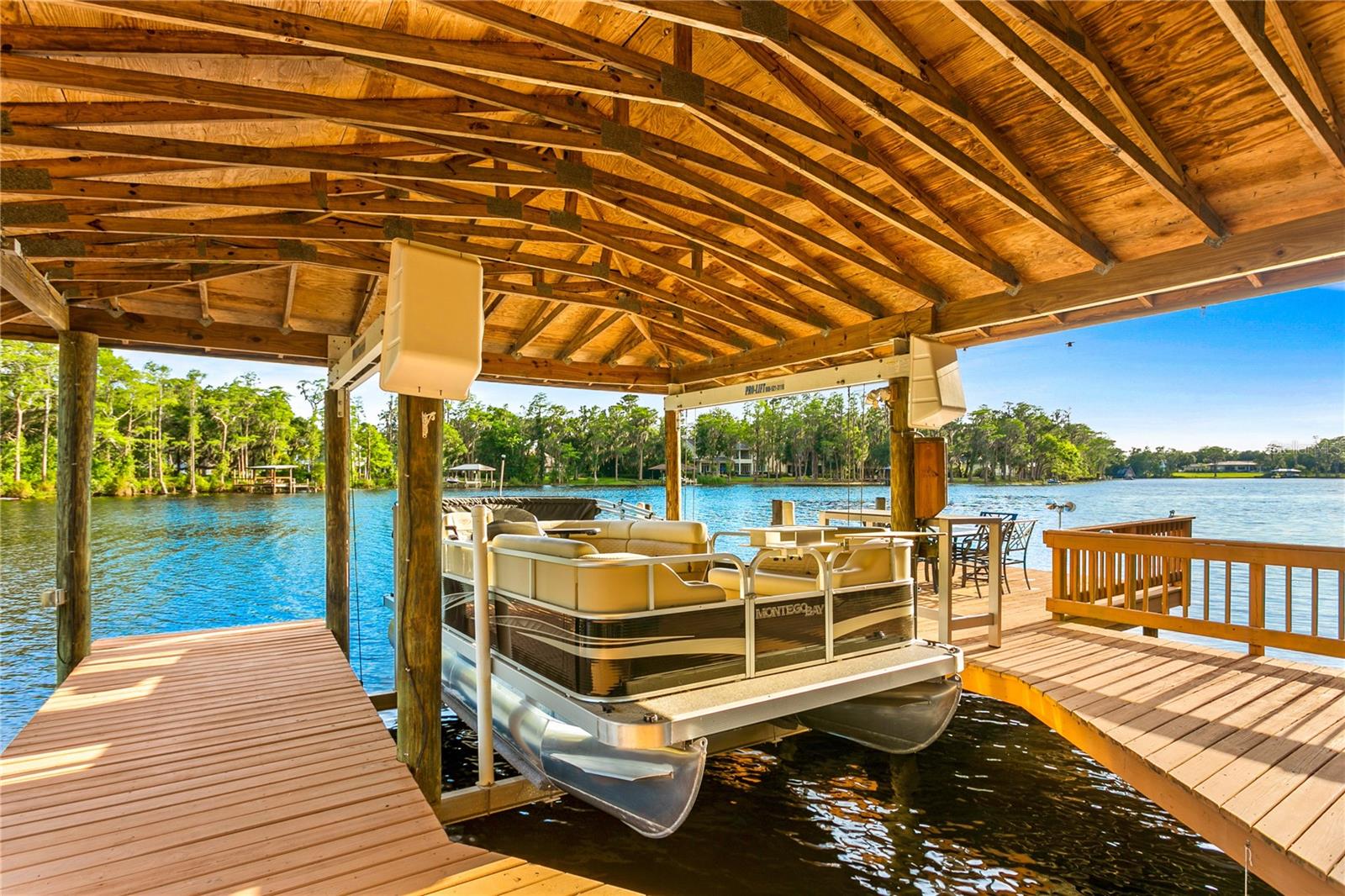 PRETTY LAKE ESTATES - Residential