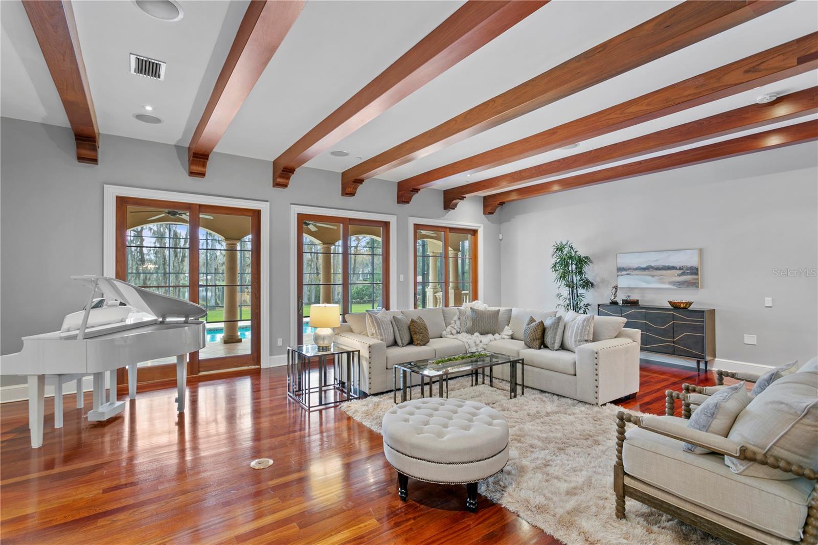 PRETTY LAKE ESTATES - Residential