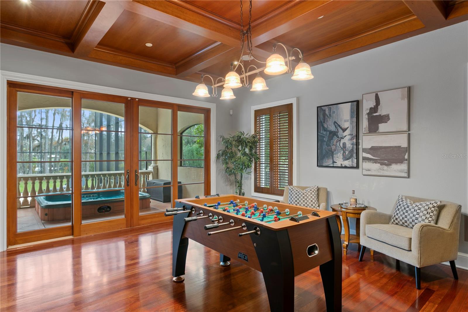 PRETTY LAKE ESTATES - Residential