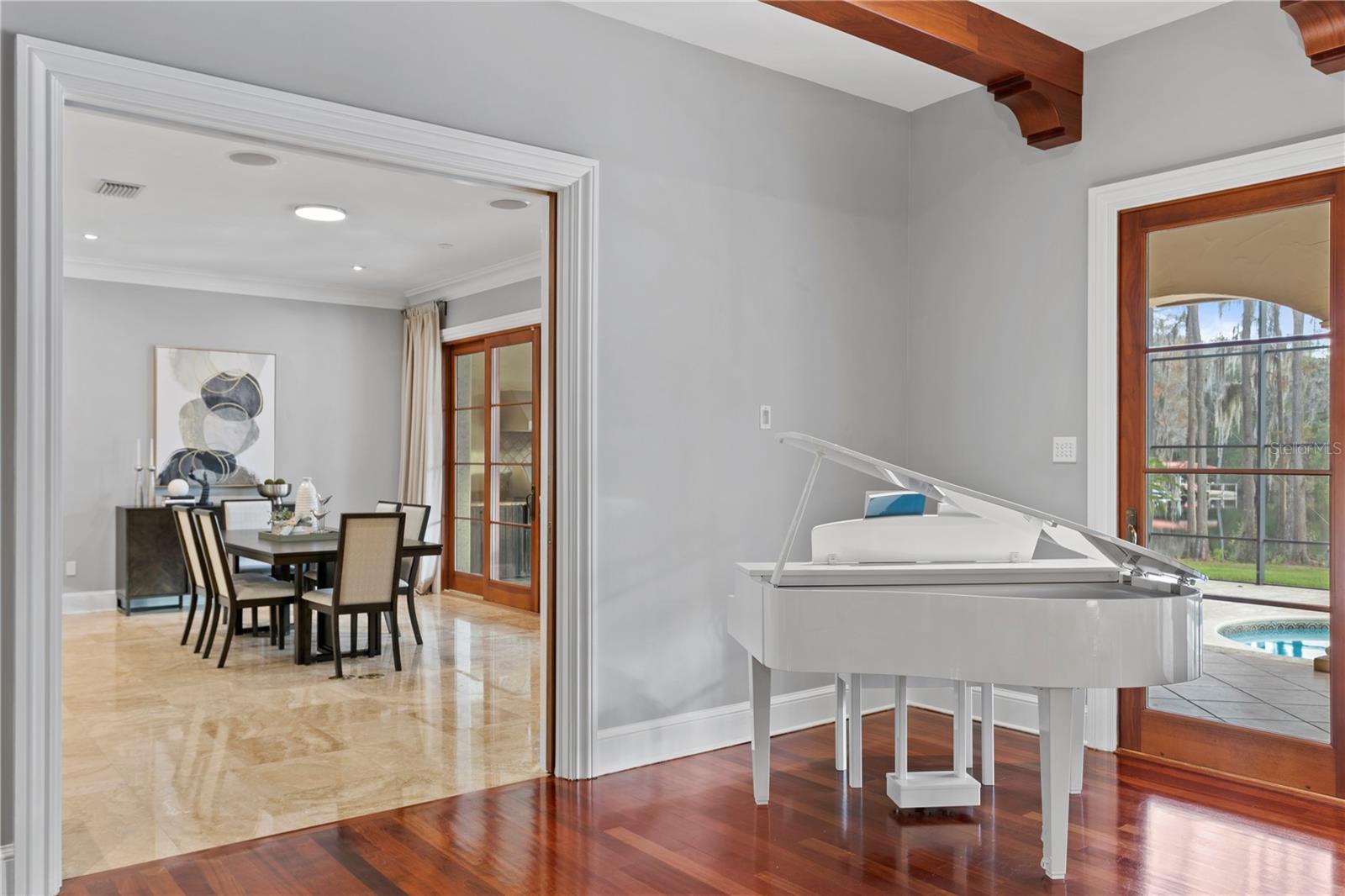 PRETTY LAKE ESTATES - Residential