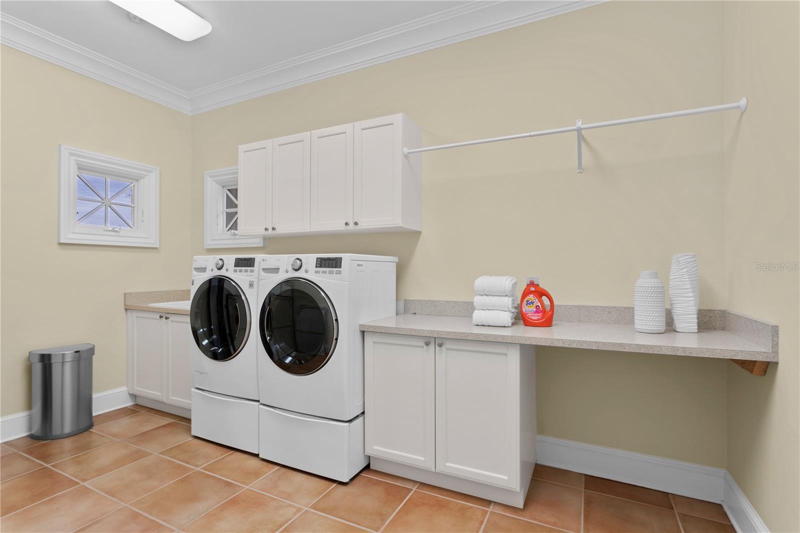 PRETTY LAKE ESTATES - Residential