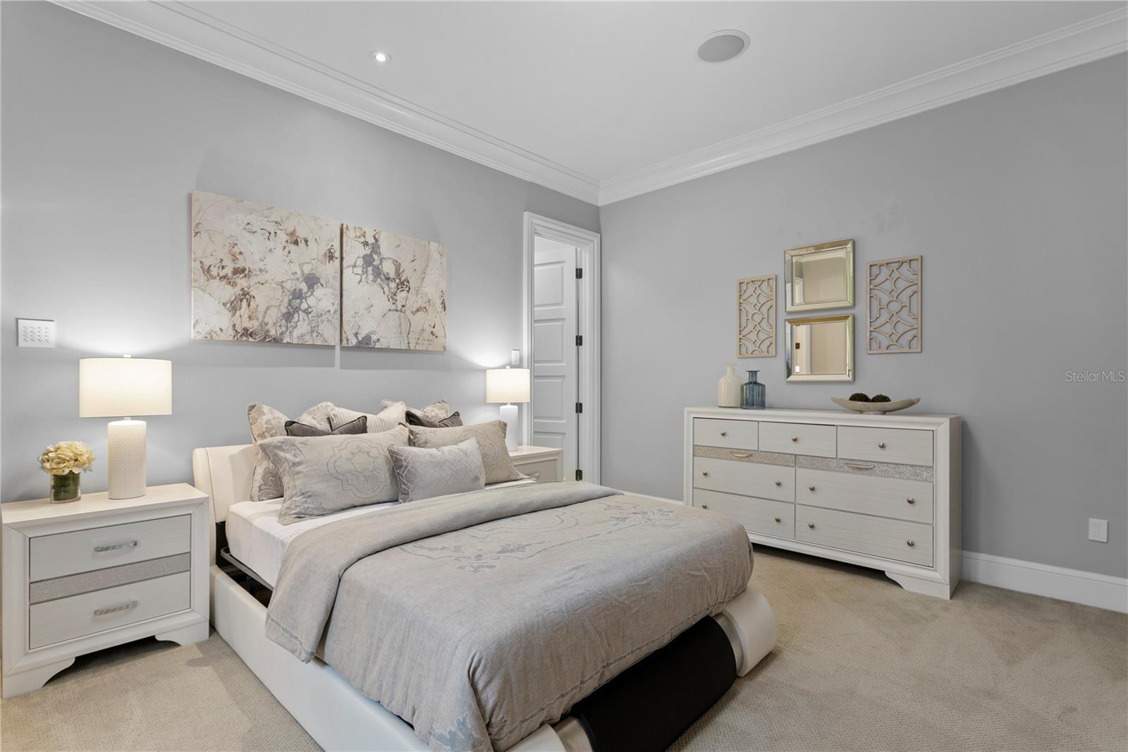 PRETTY LAKE ESTATES - Residential