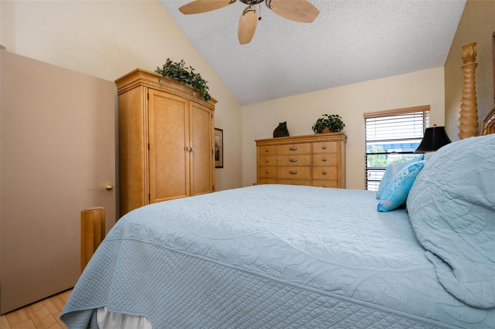 SUMMER SANDS - Residential