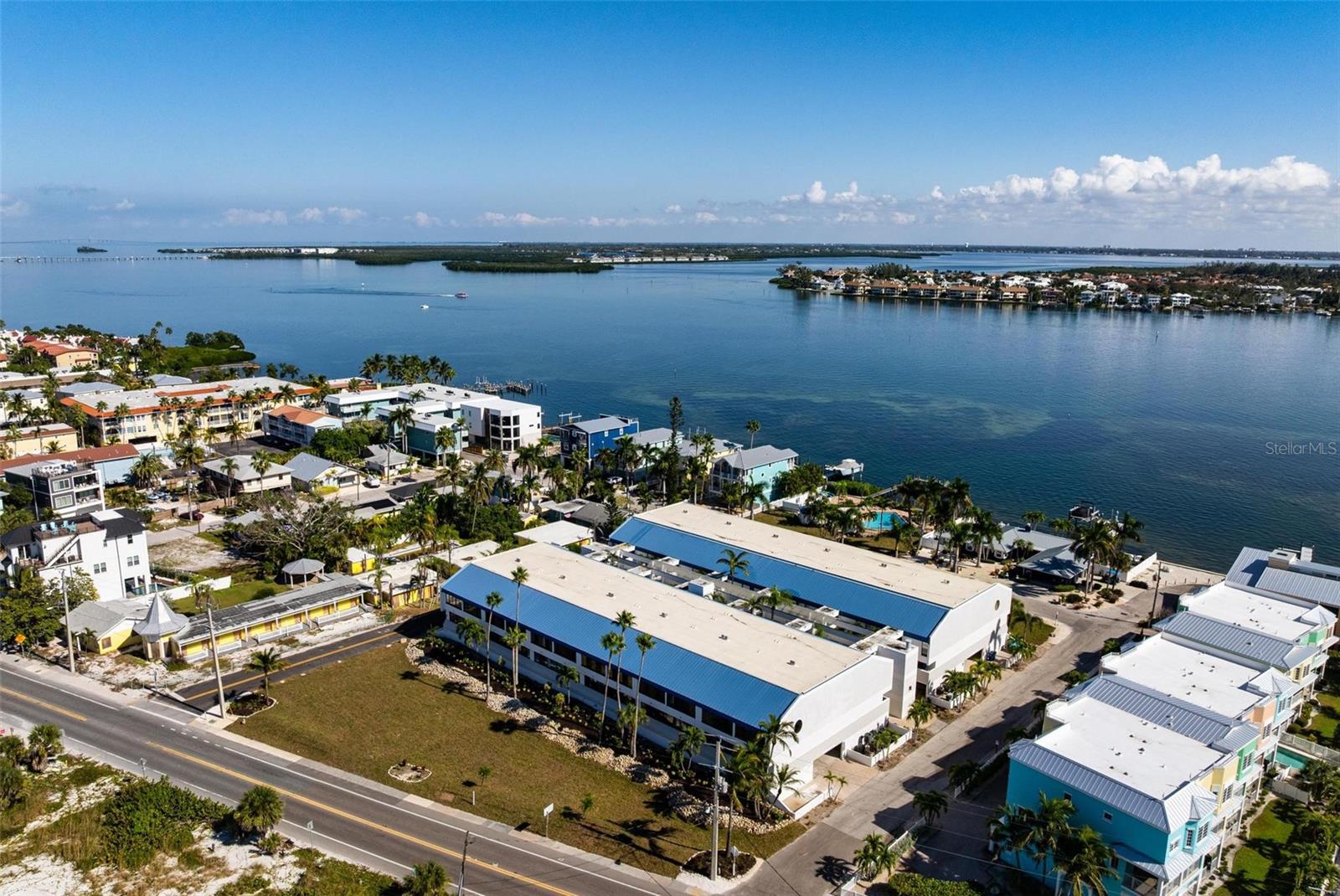 SUMMER SANDS - Residential