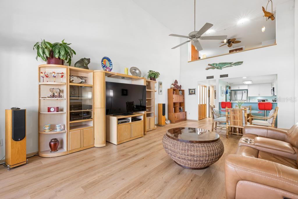 SUMMER SANDS - Residential