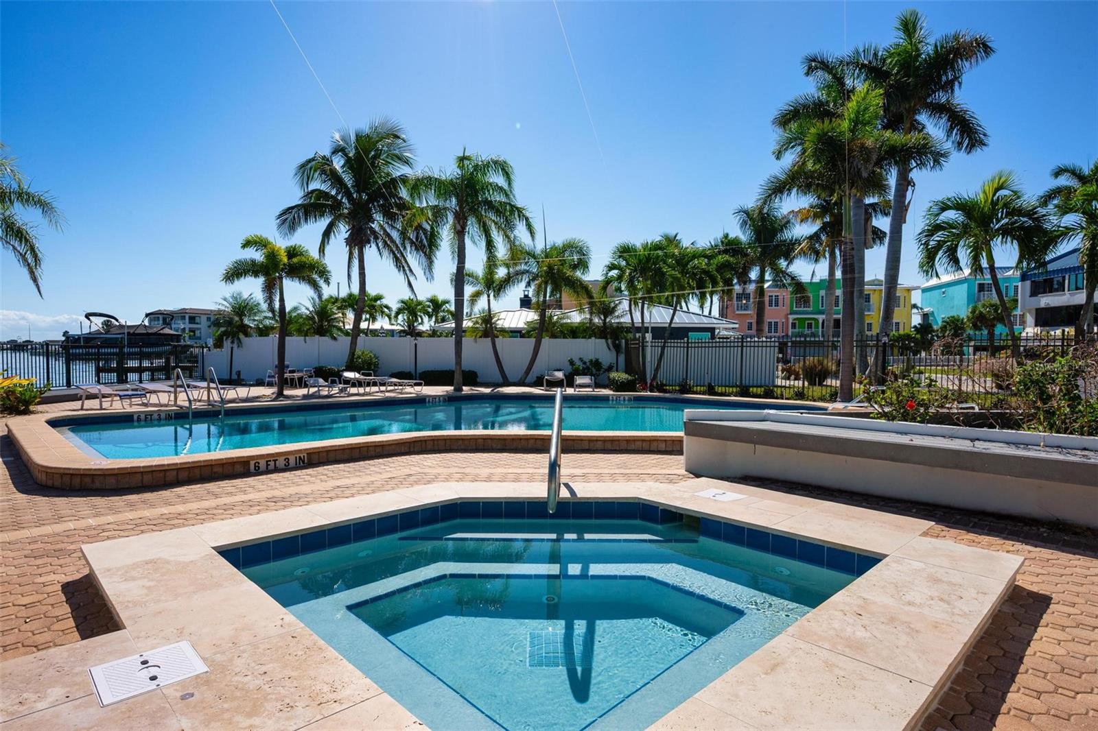 SUMMER SANDS - Residential