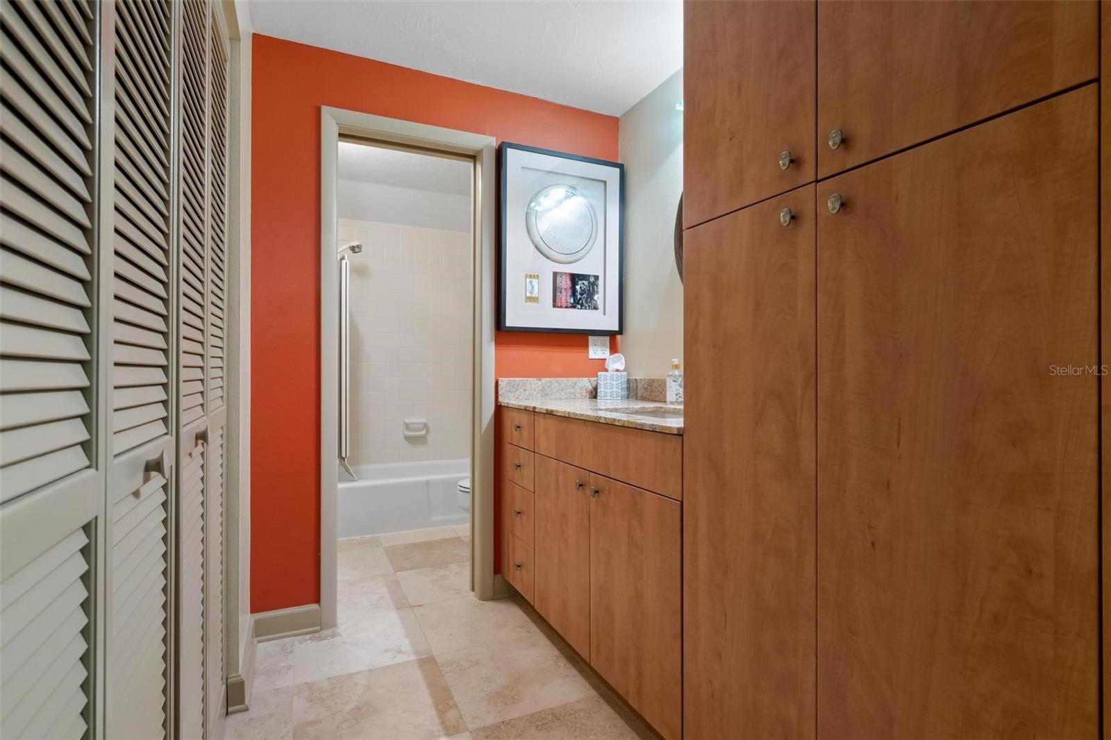 SUMMER SANDS - Residential