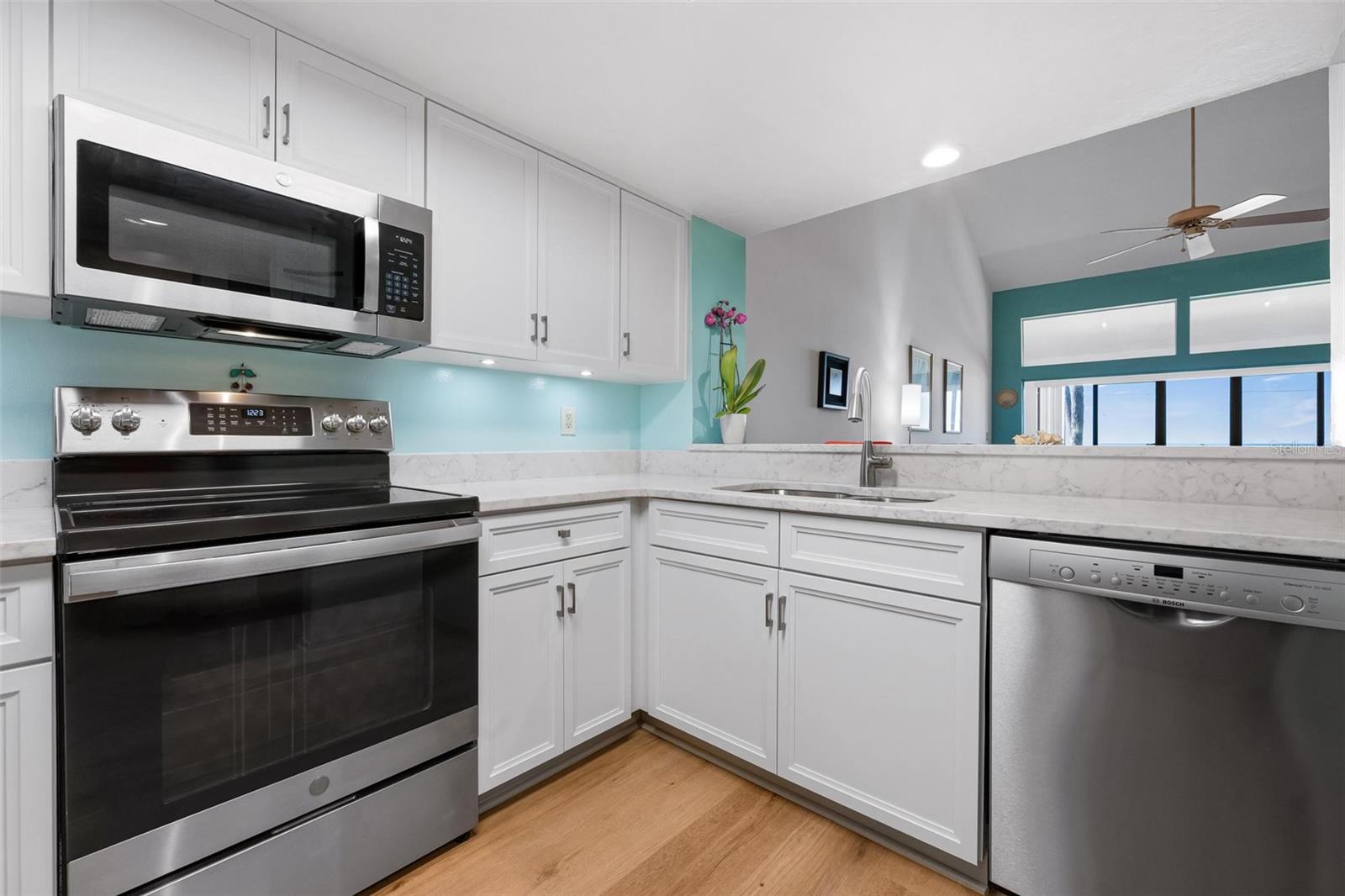 SUMMER SANDS - Residential