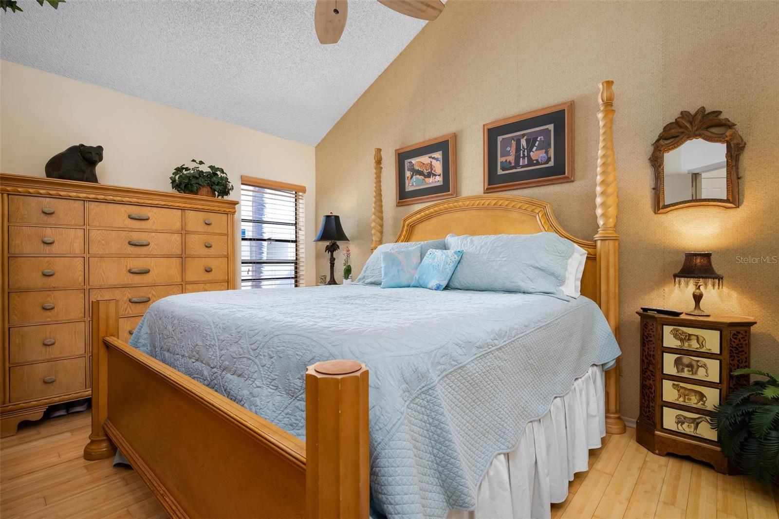 SUMMER SANDS - Residential