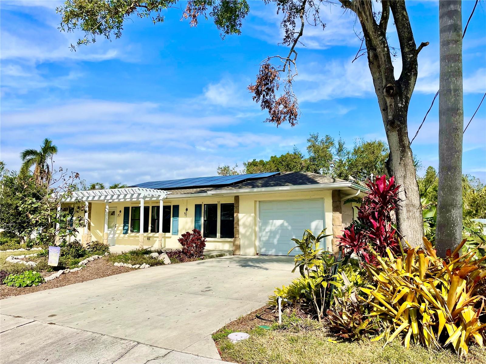 1414 6TH STREET W
