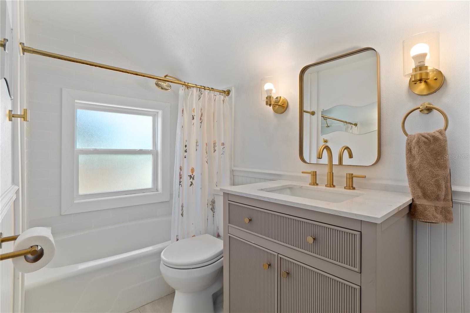 LAKE HAMILTON - Residential