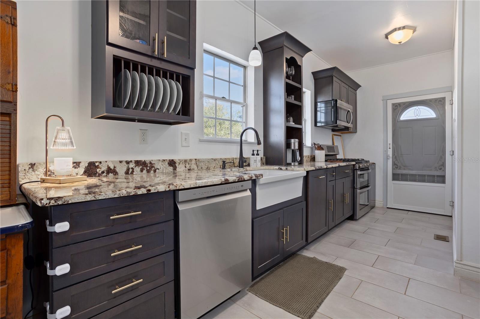 LAKE HAMILTON - Residential