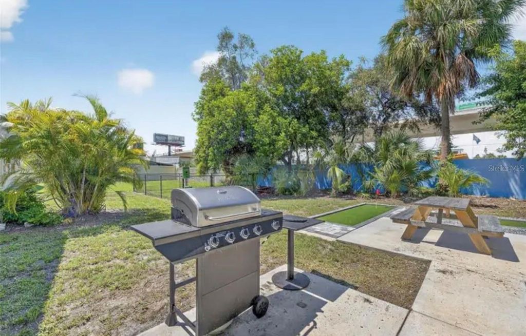 Photo of 4511 W Mcelroy Avenue, Tampa, FL 33611 (MLS # TB8460520)