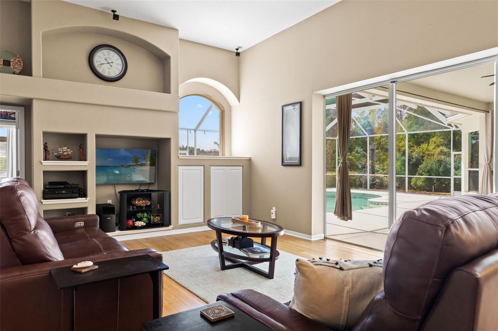 ARBOR GREENE - Residential