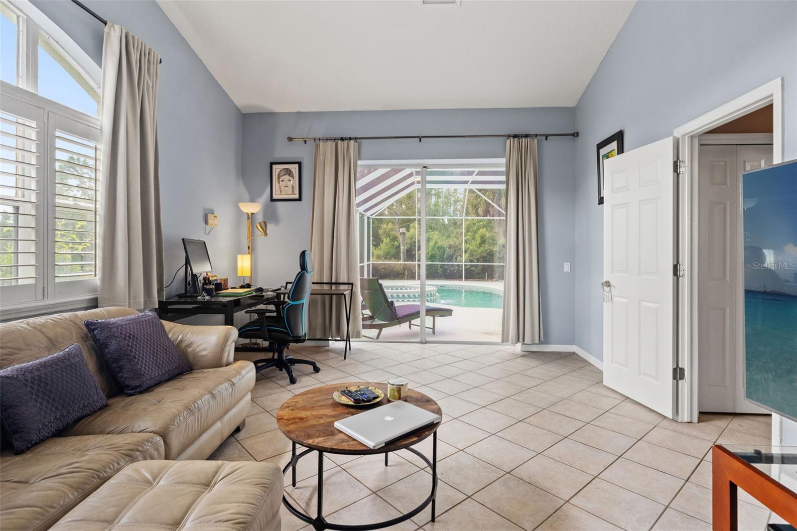 ARBOR GREENE - Residential