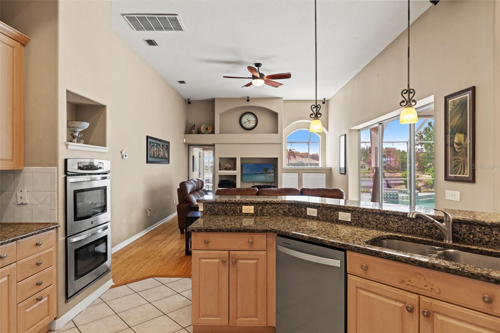 ARBOR GREENE - Residential