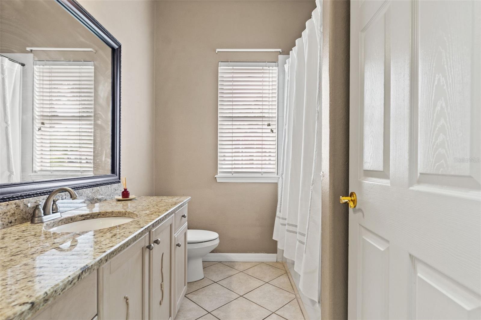 ARBOR GREENE - Residential