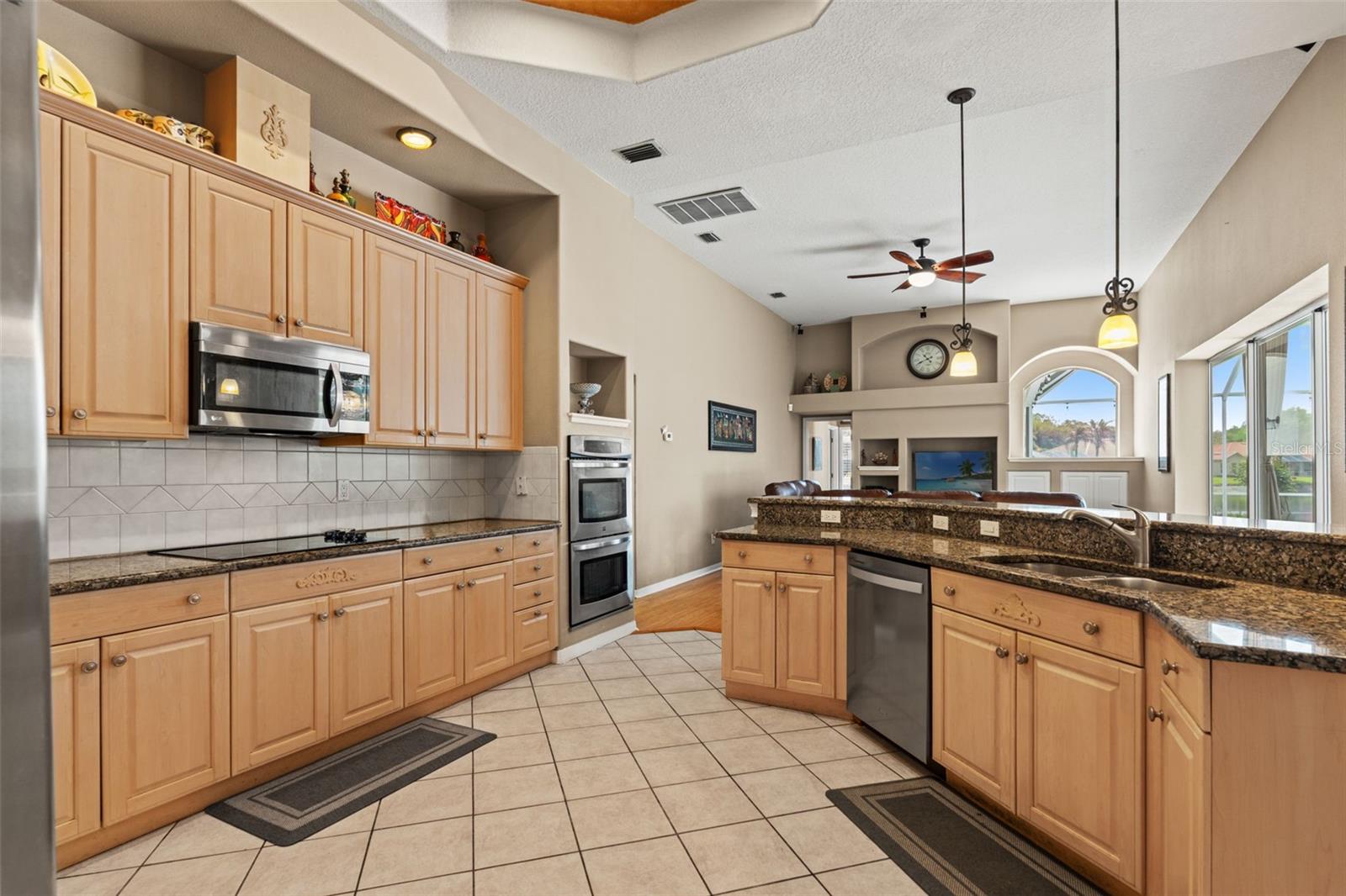 ARBOR GREENE - Residential