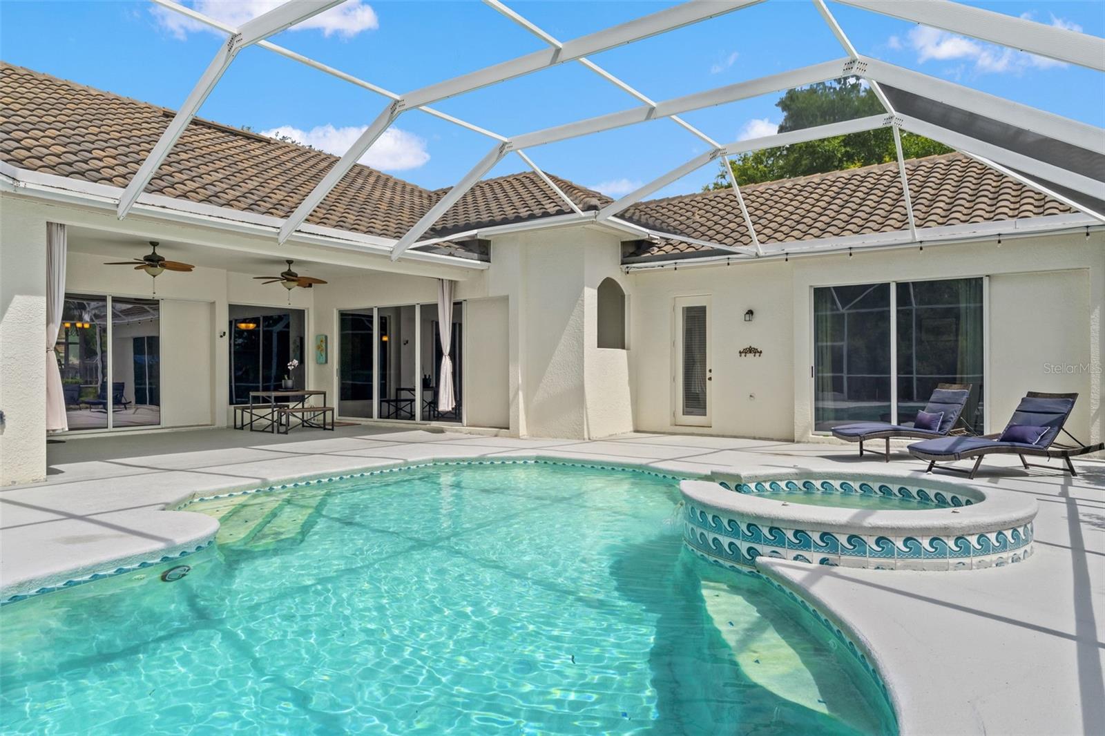 ARBOR GREENE - Residential