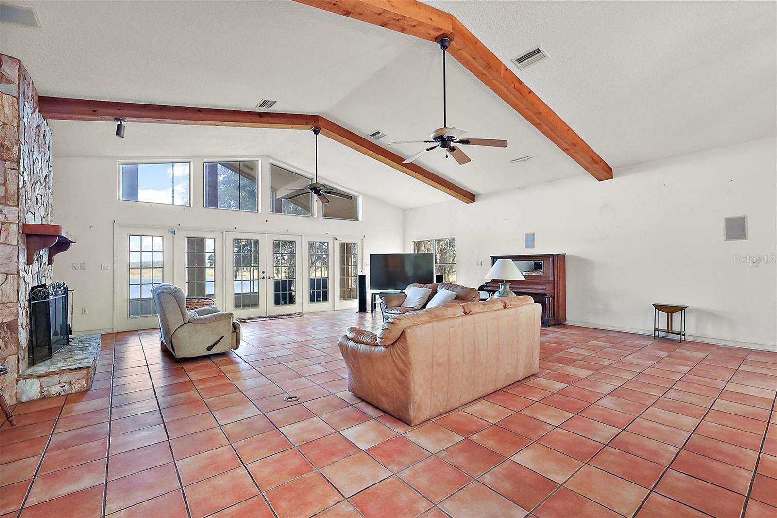 NICOTOON LAKE - Residential