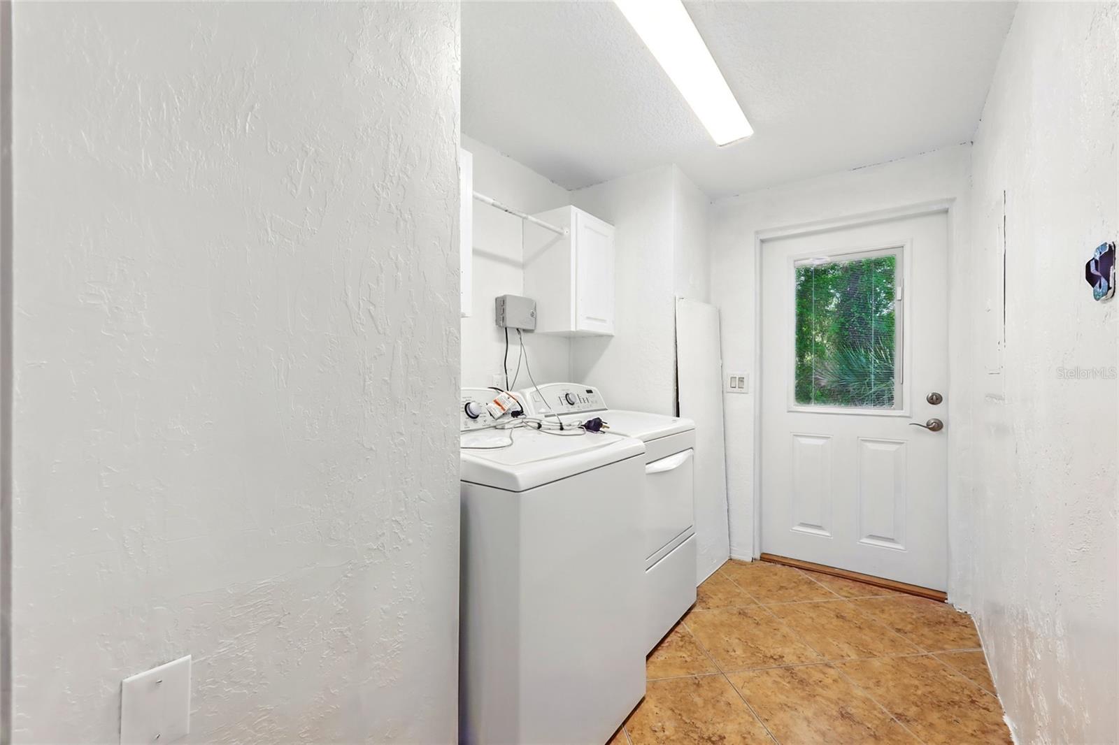 VENETIAN ISLES - Residential