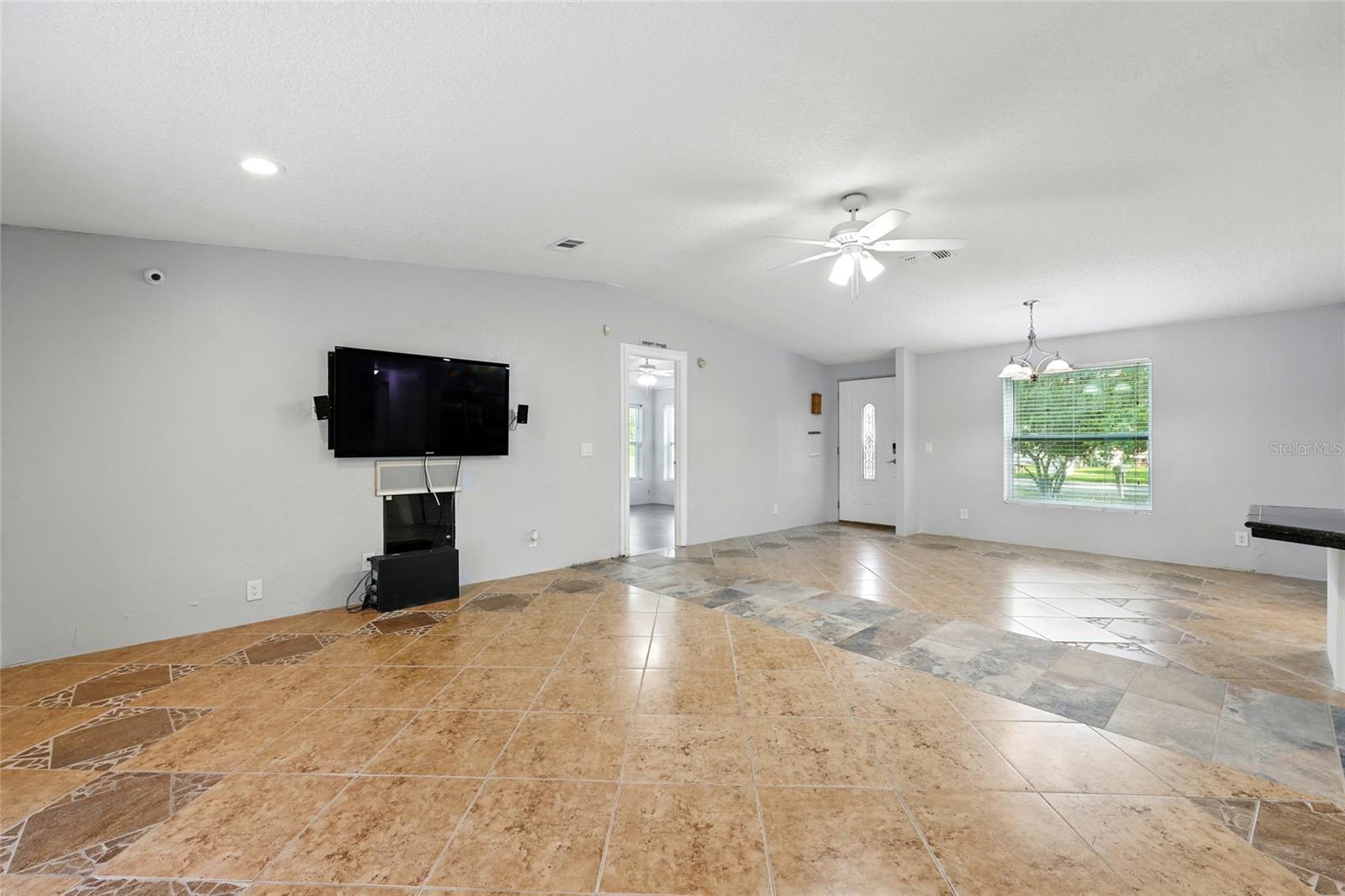 VENETIAN ISLES - Residential