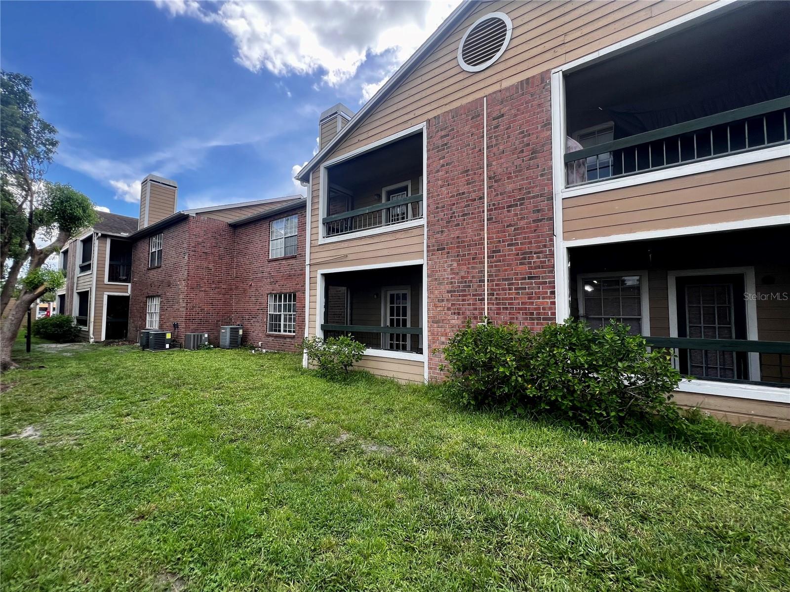 REGENCY GARDENS - Residential