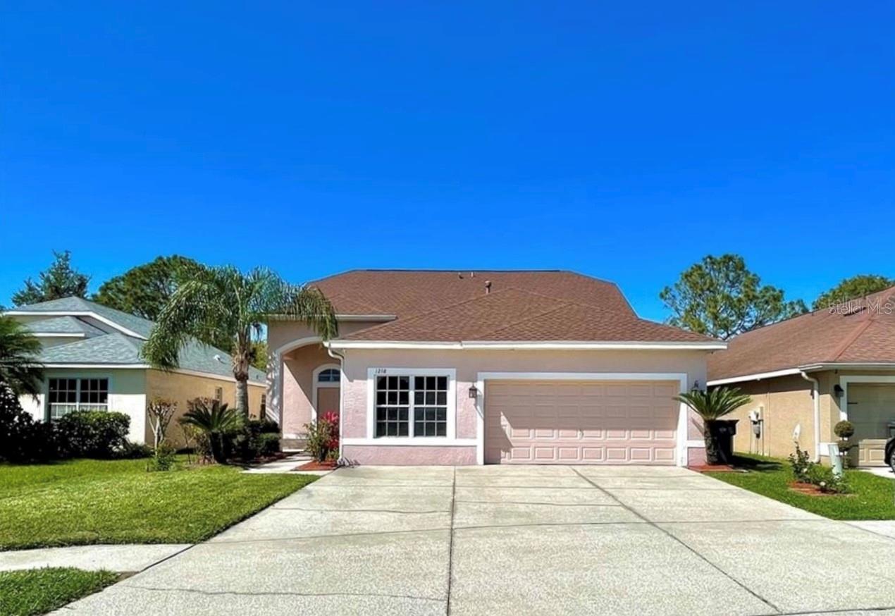 1218 VINETREE DRIVE