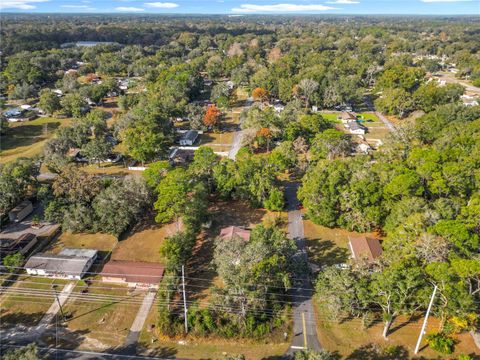 Tiny photo for 2450 NE 40th Street, Ocala, FL 34479 (MLS # S5140586)