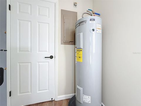 Tiny photo for 2450 NE 40th Street, Ocala, FL 34479 (MLS # S5140586)