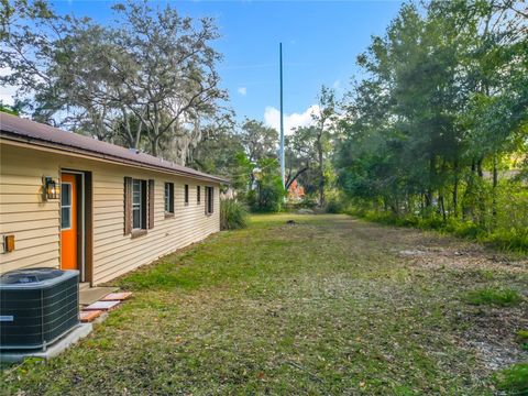 Tiny photo for 2450 NE 40th Street, Ocala, FL 34479 (MLS # S5140586)