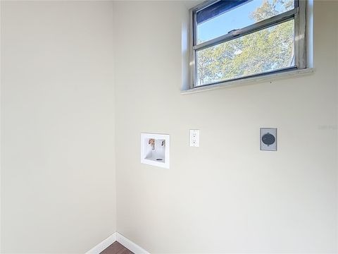 Tiny photo for 2450 NE 40th Street, Ocala, FL 34479 (MLS # S5140586)